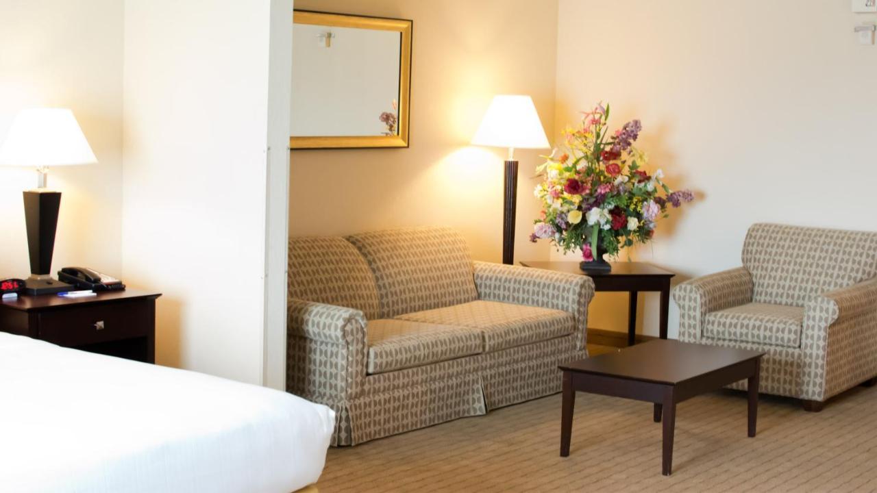 Welcome Suites Fort Smith Bagian luar foto